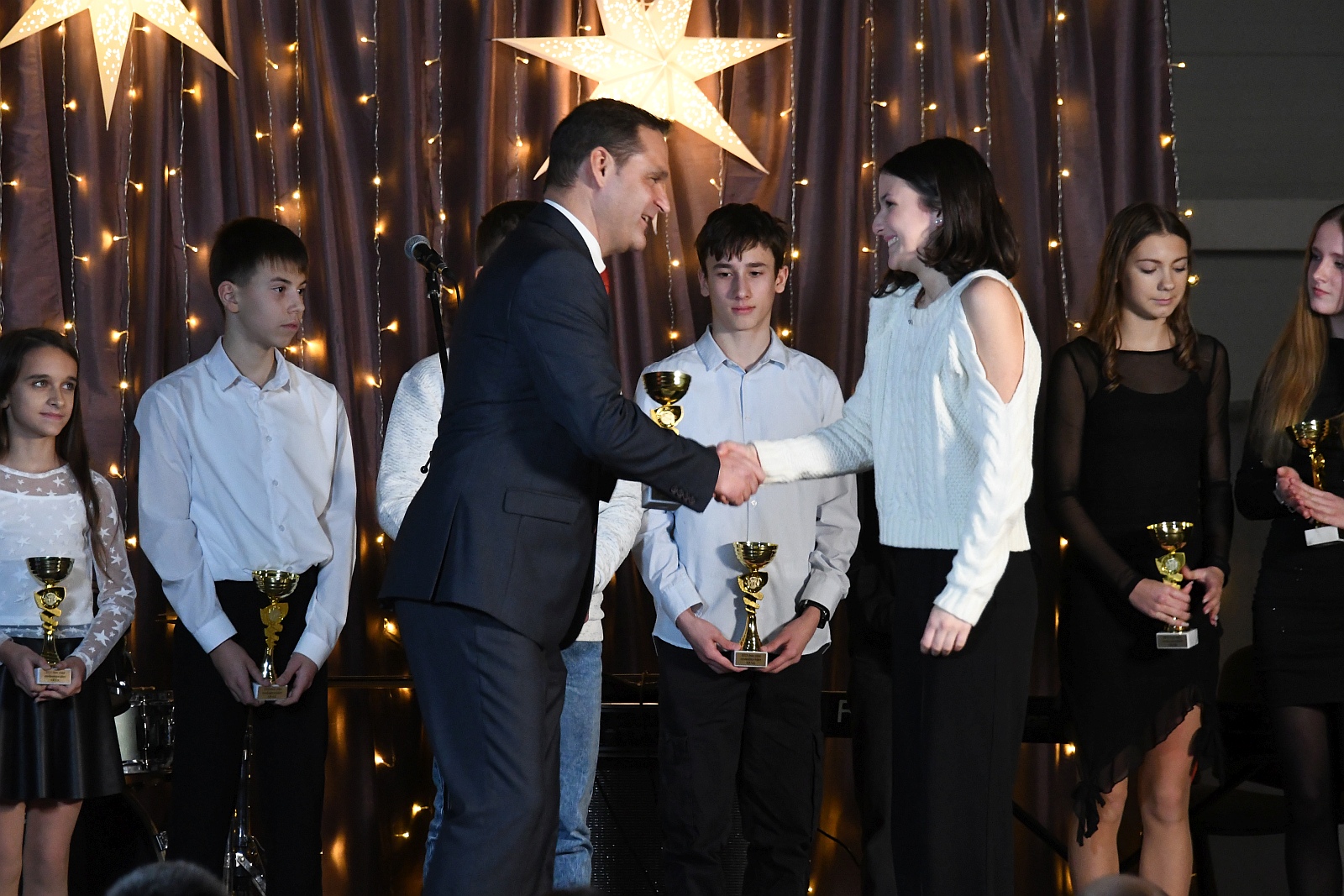 Az ARAK kíválóságait is köszöntötték a karácsonyi évzáró ünnepségen